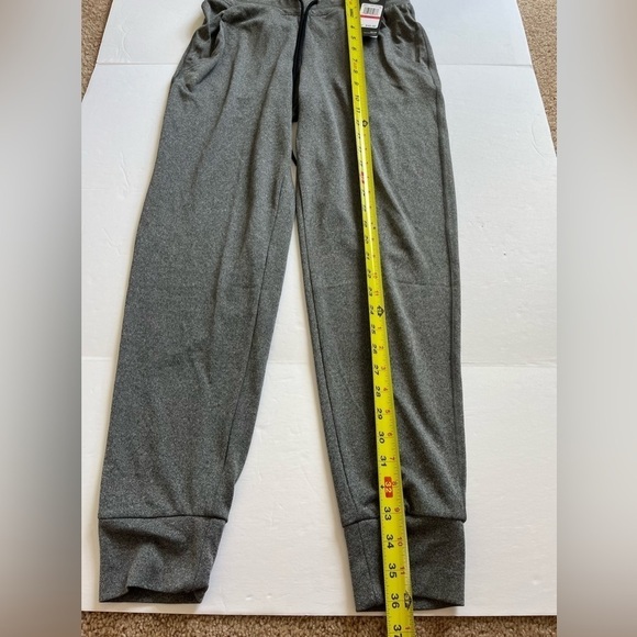 Under Armour Gray Loose Fit Joggers Size XS New with Tags - Picture 8 of 8